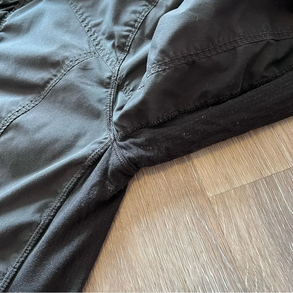 Lululemon back on Track‎ jacket Women’s Size 6